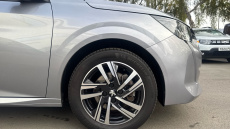 Peugeot 208 1.2 PureTech 100 Allure Premium 5dr Petrol Hatchback